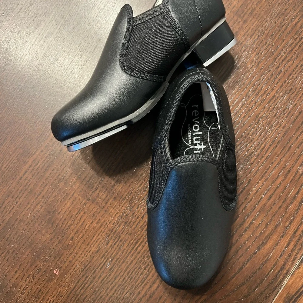 Tap Shoes - Picture 2 of 5